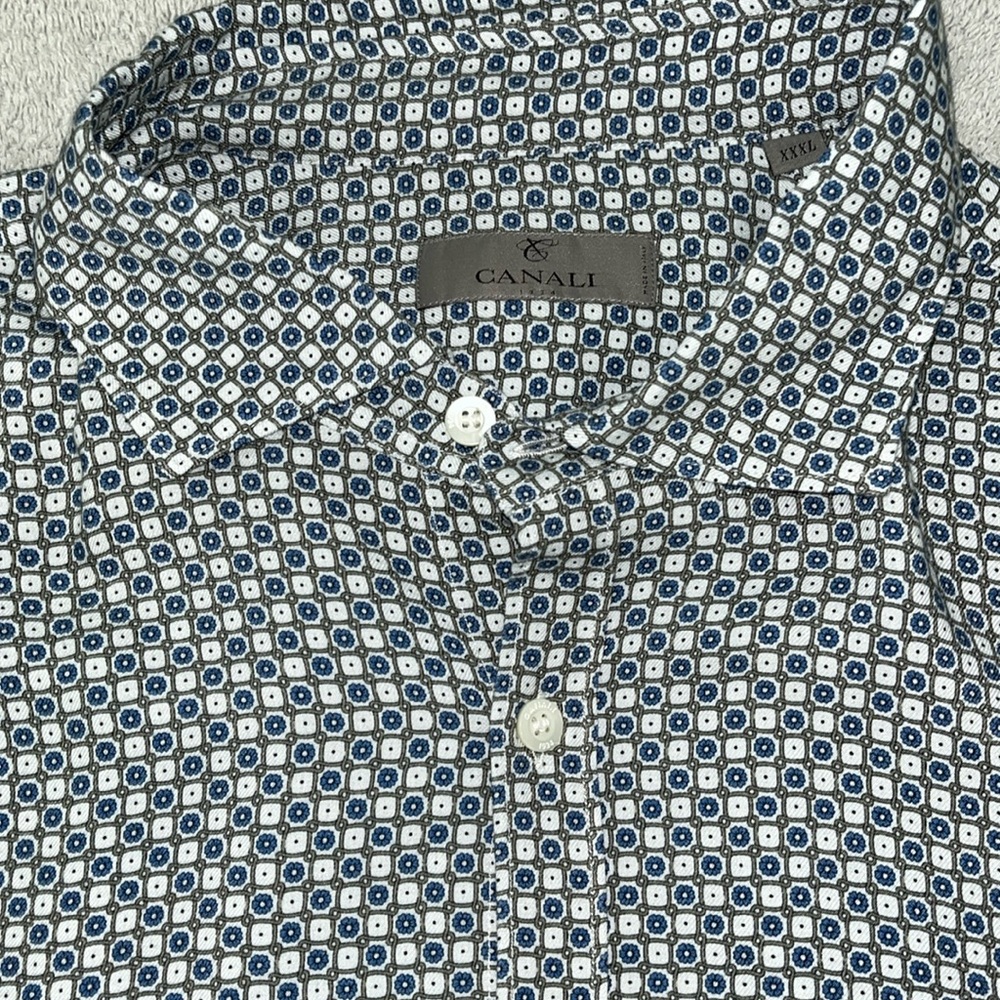 BNWT Canali Casual Shirt size XXXL, 100% Viscose fits like a XXL.